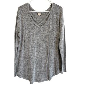 2/$15 A New Day Heather Gray Criss Cross V-Neck Long Sleeve Top | Size S